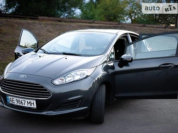 Авто Ford Fiesta 2015 № 7908142