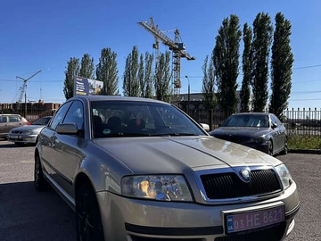 Авто Skoda Superb 2003 № 7908251