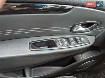 Авто Renault Scenic 2011 № 7908261