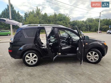 Авто Mitsubishi Outlander Xl 2008 № 7908285