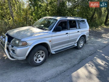 Авто Mitsubishi Pajero 2002 № 7908459