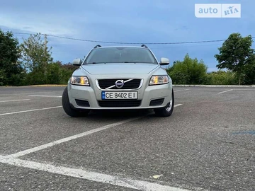 Авто Volvo V50 2010 № 7908499