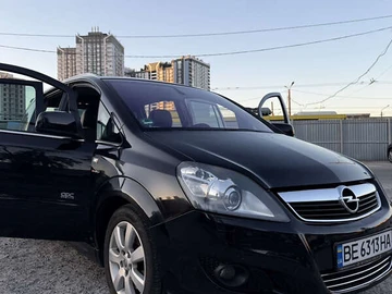 Авто Opel Zafira 2010 № 7908508