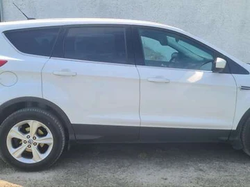 Авто Ford Kuga 2014 № 7908657