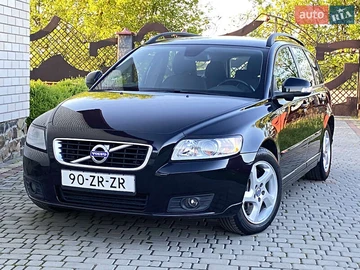 Авто Volvo V50 2010 № 7908871