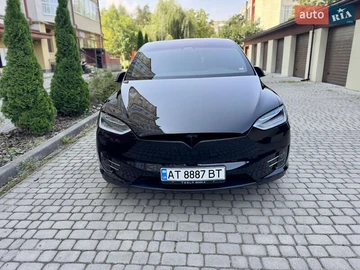 Авто Tesla Model X 2018 № 7909012