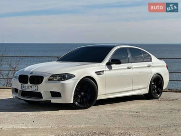 Авто BMW M5 2012 № 7909055