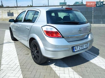 Авто Opel Astra 2004 № 7909125