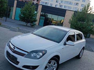 Авто Opel Astra 2012 № 7909193