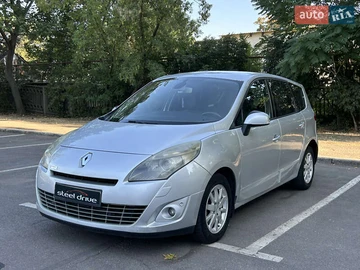 Авто Renault Scenic 2011 № 7909216