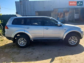 Авто Mitsubishi Pajero Sport 2013 № 7909222