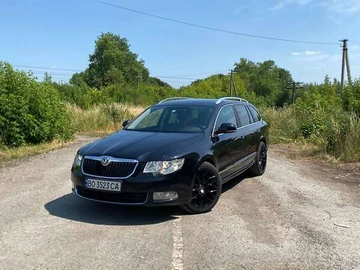 Авто Skoda Superb 2012 № 7909273