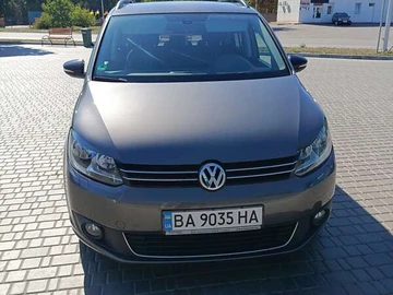Авто Volkswagen Touran 2013 № 7909331