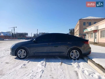 Авто Hyundai Elantra 2020 № 7909335