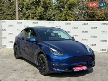 Авто Tesla Model Y 2023 № 7909461