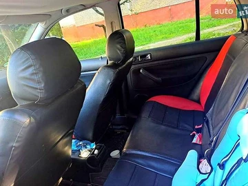 Авто Volkswagen Golf 2002 № 7909599