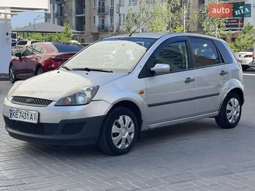 Авто Ford Fiesta 2007 № 7909608