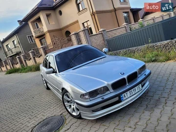 Авто BMW 7 Series 2000 № 7909730