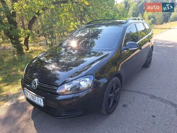 Авто Volkswagen Golf 2010 № 7909745
