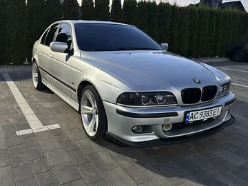 Авто BMW 5 Series 2001 № 7909787