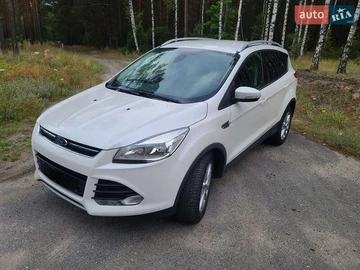 Авто Ford Escape 2015 № 7909829