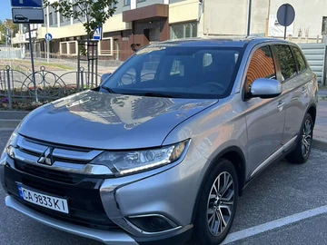 Авто Mitsubishi Outlander 2018 № 7909899