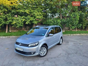 Авто Volkswagen Touran 2015 № 7909941
