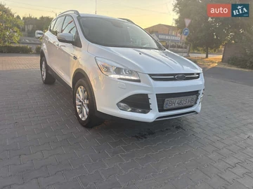 Авто Ford Kuga 2016 № 7909975