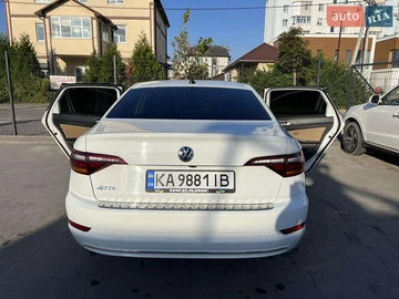 Авто Volkswagen Jetta 2018 № 7910002