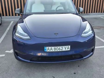 Авто Tesla Model Y 2021 № 7910050