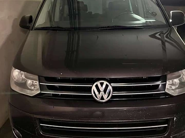 Авто Volkswagen Multivan 2010 № 7910056