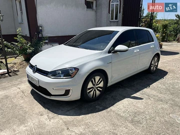 Авто Volkswagen E-Golf 2016 № 7910395