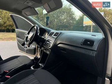 Авто Volkswagen Polo 2018 № 7910414