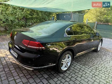 Авто Volkswagen Passat 2017 № 7910449