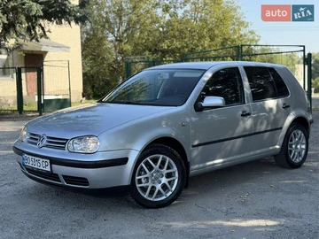 Авто Volkswagen Golf 2000 № 7910603