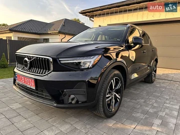 Авто Volvo Xc40 2023 № 7910687