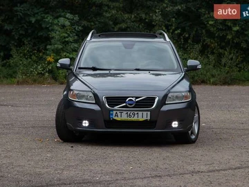 Авто Volvo V50 2011 № 7910757