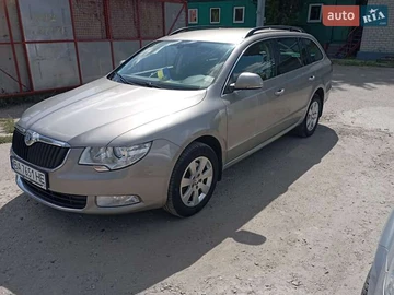 Авто Skoda Superb 2013 № 7910783