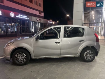 Авто Renault Sandero 2010 № 7910904