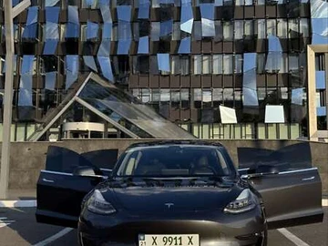 Авто Tesla Model 3 2018 № 7911083