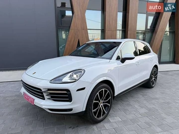 Авто Porsche Cayenne 2019 № 7911163