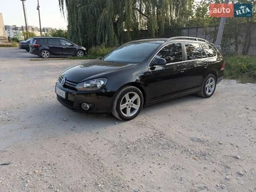 Авто Volkswagen Golf 2010 № 7911317