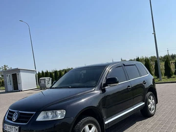 Авто Volkswagen Touareg 2005 № 7911359