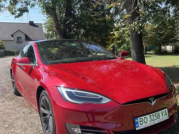Авто Tesla Model S 2018 № 7911485