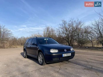 Авто Volkswagen Golf 2000 № 7911594