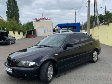 Авто BMW 3 Series 2003 № 7911606