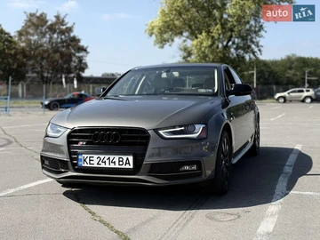Авто Audi A4 2015 № 7911795