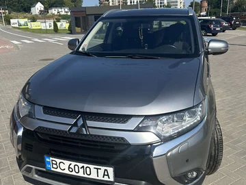 Авто Mitsubishi Outlander 2018 № 7911829