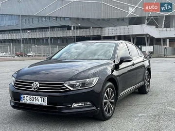 Авто Volkswagen Passat 2017 № 7911852