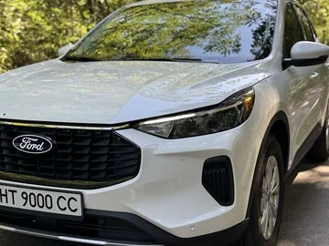 Авто Ford Escape 2023 № 7911860